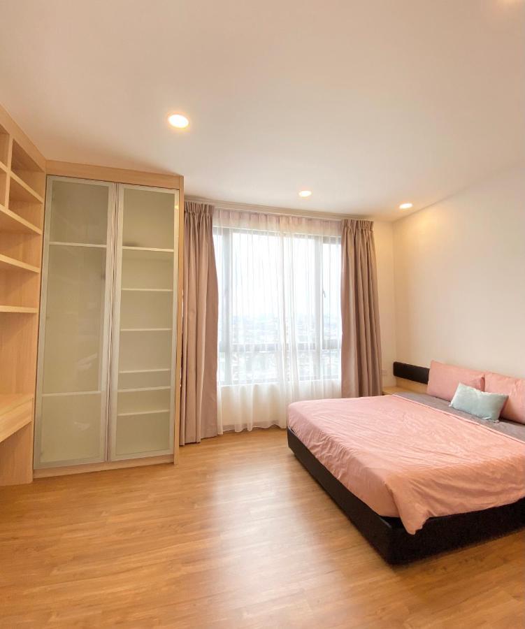 Dream Suite 2 - Landmark Residence 1, High Floor, Nice View, Wi-Fi & Tv Box Kajang Ngoại thất bức ảnh