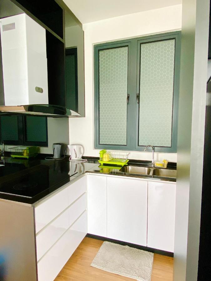 Dream Suite 2 - Landmark Residence 1, High Floor, Nice View, Wi-Fi & Tv Box Kajang Ngoại thất bức ảnh