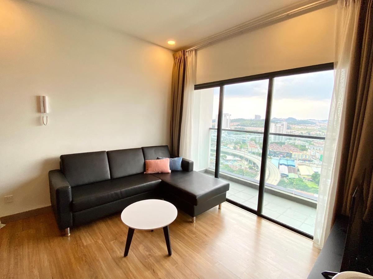 Dream Suite 2 - Landmark Residence 1, High Floor, Nice View, Wi-Fi & Tv Box Kajang Ngoại thất bức ảnh