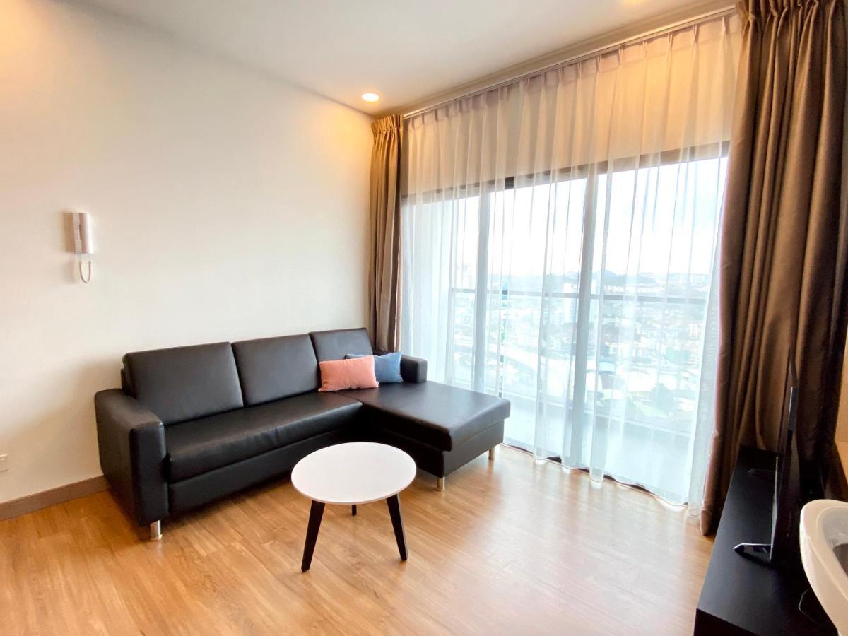 Dream Suite 2 - Landmark Residence 1, High Floor, Nice View, Wi-Fi & Tv Box Kajang Ngoại thất bức ảnh