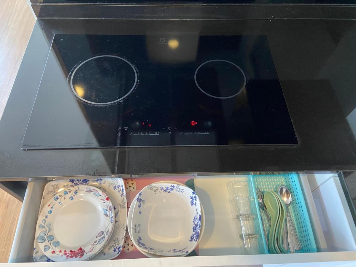 Dream Suite 2 - Landmark Residence 1, High Floor, Nice View, Wi-Fi & Tv Box Kajang Ngoại thất bức ảnh